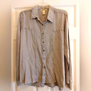 Studio West Apparel ladies button down blouse.
